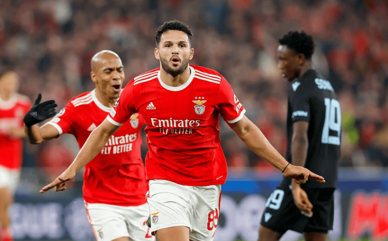 本菲卡内部会议纪要流出——今夜复出首秀，意大利杯使命明确，资深球员宣示担当的简单介绍